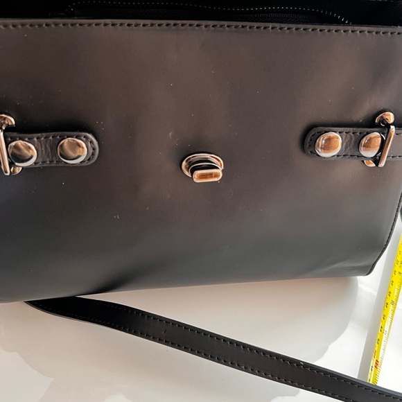 Leather and suede bag classic satchel shape design, made in Italy - Picture 6 of 15